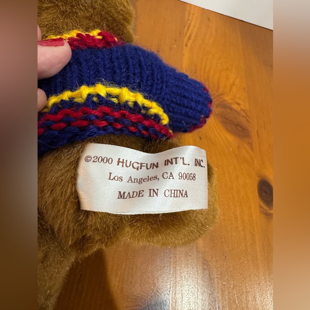 Hugfun International Vintage 2000 y2k teddy bears wearing sweaters - Picture 7 of 11